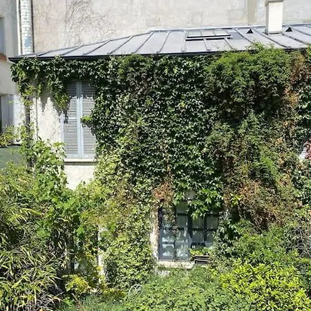 Charme Discret Loft Mezzanine Avec Vue Sur Jardin Apartment